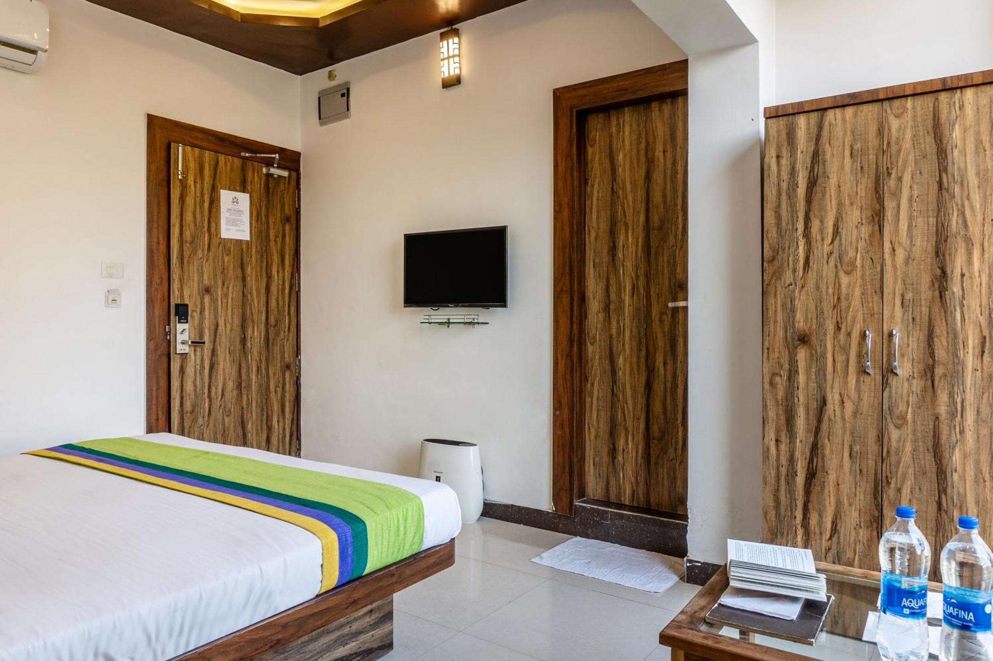 Treebo Spirit Residency Hotell Udaipur Exteriör bild