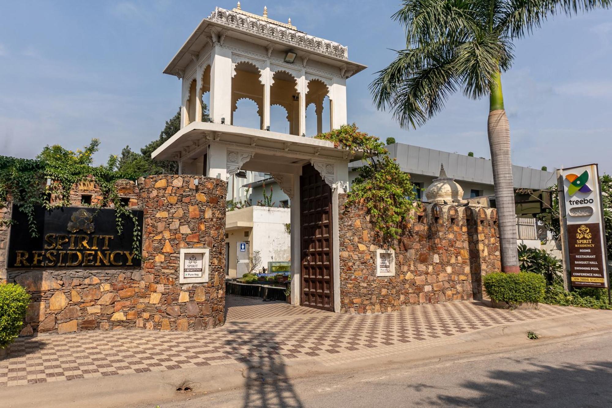 Treebo Spirit Residency Hotell Udaipur Exteriör bild